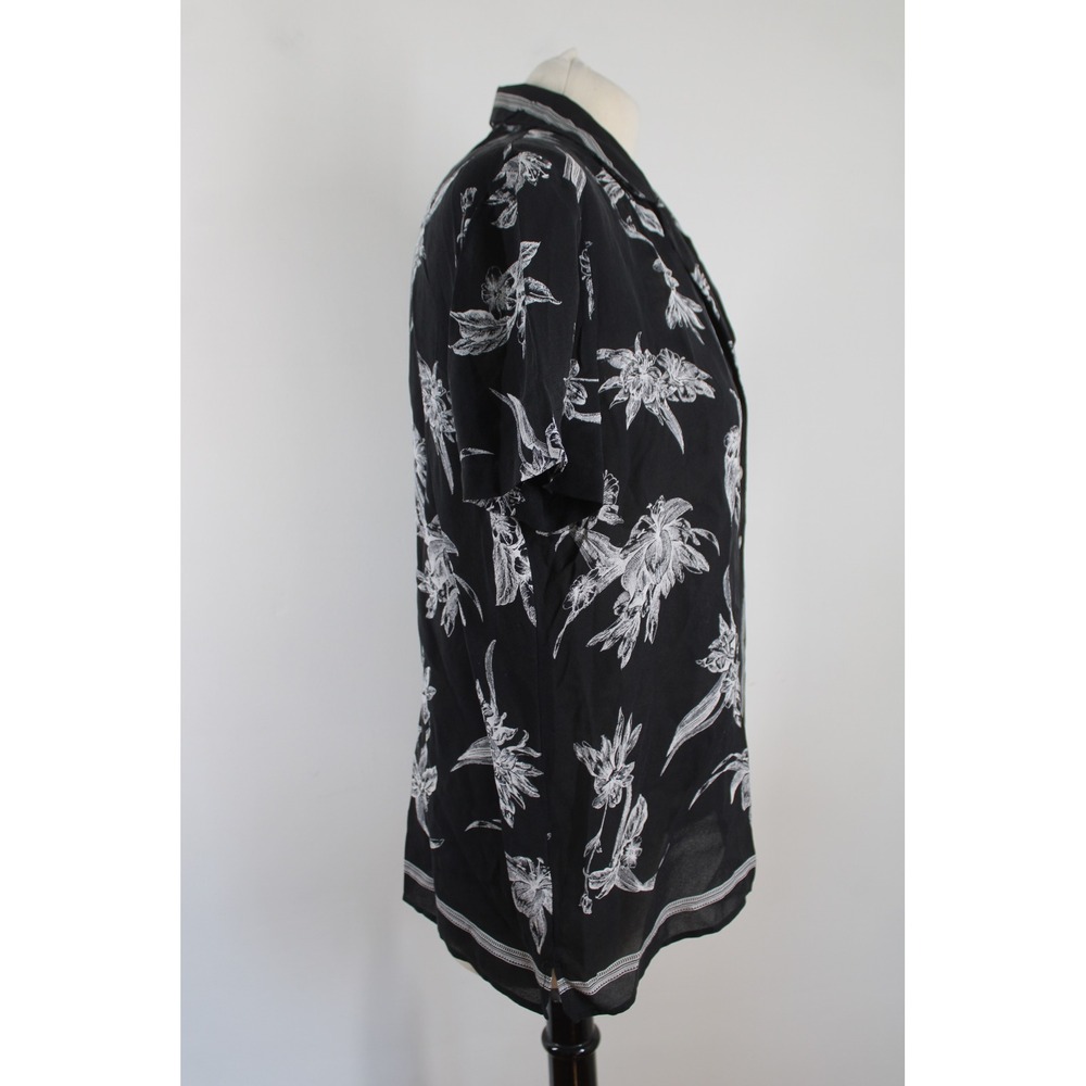 Vtg Liz Claiborne 10 Black Silk Floral Camp Collar Short Sleeve Button Top Shirt - Picture 2 of 7